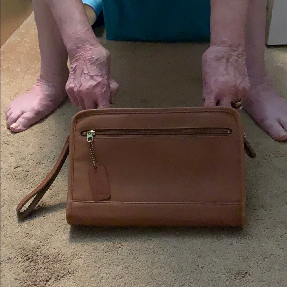 NEVER USED!! Large clutch